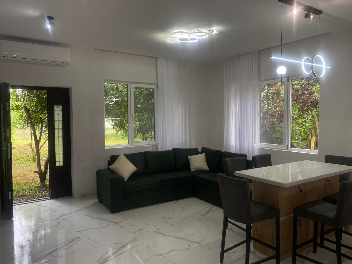 Orange Villa Гонио Екстериор снимка